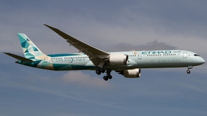 Photo of A6-BMH - Boeing 787-10 Dreamliner operated by Etihad Airways