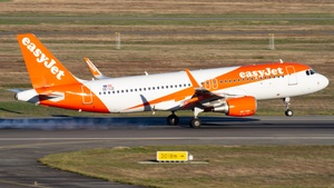 Photo of OE-IJZ - Airbus A320-214 operated by easyJet Europe