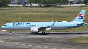 Photo of F-WWAL - Airbus A321-272NX operated by Korean Air