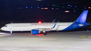 Photo of G-HLYJ - Airbus A321-251NX operated by Jet2