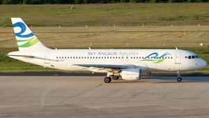 Photo of XU-727 - Airbus A320-214 operated by Sky Angkor Airlines