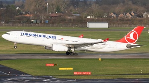Photo of TC-LOB - Airbus A330-343 operated by Turkish Airlines