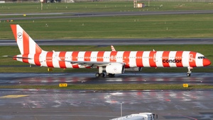 Photo of D-ABOM - Boeing 757-330 operated by Condor