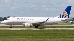 Photo of N979RP - Embraer ERJ-170SE operated by United Express (opb Republic Airways)