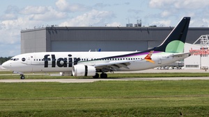 Photo of C-FLQO - Boeing 737 MAX 8 operated by Flair Airlines