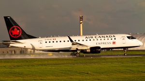 Photo of C-FXJC - Embraer ERJ-175SU operated by Air Canada Express (opb Jazz Air)