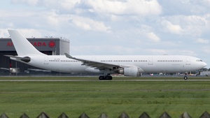 Photo of 9H-LEON - Airbus A330-302 operated by Airhub Airlines
