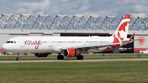 Photo of C-FJQD - Airbus A321-211 operated by Air Canada Rouge