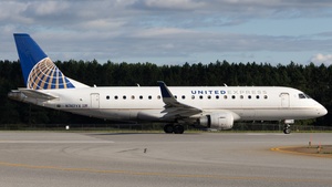 Photo of N747YX - Embraer ERJ-175LR operated by United Express (opb Republic Airways)