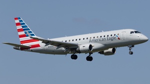 Photo of N116HQ - Embraer ERJ-175LR operated by American Eagle (opb Republic Airways)