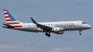 Photo of N417YX - Embraer ERJ-175LR operated by American Eagle (opb Republic Airways)