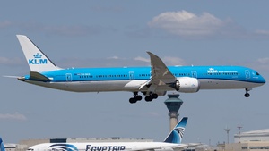 Photo of PH-BKD - Boeing 787-10 Dreamliner operated by KLM Royal Dutch Airlines