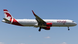 Photo of C-GHQI - Airbus A321-211 operated by Air Canada Rouge