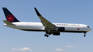 Photo with serial 30851 - Boeing 767-333(ER)(BDSF)
