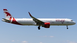 Photo of C-GKFB - Airbus A321-211 operated by Air Canada Rouge