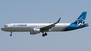 Photo of C-GTCY - Airbus A321-211 operated by Air Transat
