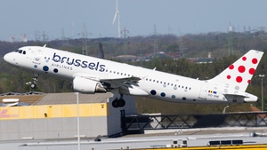 Photo of OO-SNE - Airbus A320-214 operated by Brussels Airlines