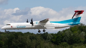 Photo of LX-LGG - Bombardier DHC-8-402 Dash 8 Q400 operated by Luxair