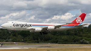 Photo of LX-VCN - Boeing 747-8R7F operated by Cargolux