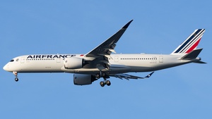Photo of F-HUVL - Airbus A350-941 operated by Air France