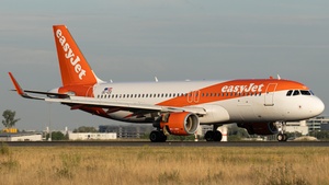 Photo of OE-IZQ - Airbus A320-214 operated by easyJet Europe