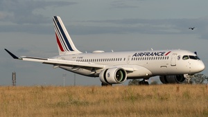 Photo of F-HPNE - Airbus A220-300 operated by Air France