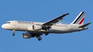 Photo of F-HZFM - Airbus A320-216 operated by Air France