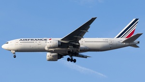 Photo of F-GSPA - Boeing 777-228(ER) operated by Air France