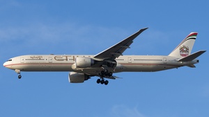 Photo of A6-ETP - Boeing 777-3FX(ER) operated by Etihad Airways