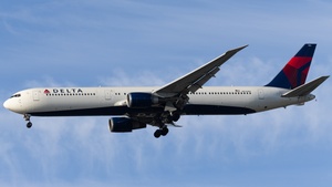 Photo of N830MH - Boeing 767-432(ER) operated by Delta Air Lines