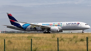 Photo of CC-BGS - Boeing 787-9 Dreamliner operated by LATAM Airlines