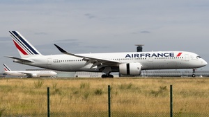 Photo of F-HTYD - Airbus A350-941 operated by Air France