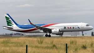 Photo of T7-ME5 - Airbus A321-271NX operated by MEA Middle East Airlines