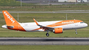 Photo with serial 12114 - Airbus A320-251N