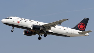 C-FXCD - Airbus A320-214
