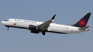 C-GMIW - Boeing 737 MAX 8