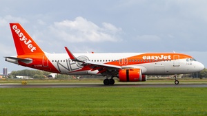 Photo of G-UZHB - Airbus A320-251N operated by easyJet