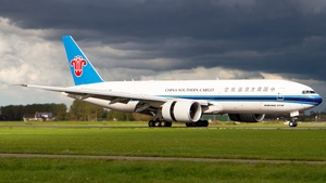 Photo of B-222W - Boeing 777-F1B operated by China Southern Cargo