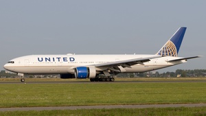 Photo of N227UA - Boeing 777-222(ER) operated by United Airlines