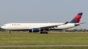 Photo of N808NW - Airbus A330-323 operated by Delta Air Lines