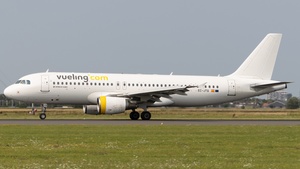 Photo of EC-JTQ - Airbus A320-214 operated by Vueling