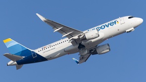 Photo of D-AIWB - Airbus A320-214 operated by Discover Airlines