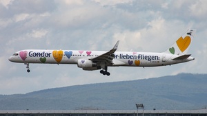 Photo of D-ABON - Boeing 757-330 operated by Condor