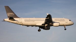 Photo of SU-NMG - Airbus A320-214 operated by Nesma Airlines