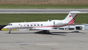 Photo of TC-DAP - Gulfstream GV-SP (G550) operated by Turkish Air Force