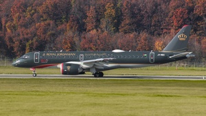 Photo of JY-REC - Embraer ERJ-190-E2 operated by Royal Jordanian Airlines