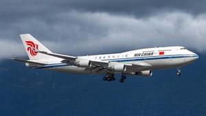 Photo of B-2472 - Boeing 747-4J6 operated by Air China