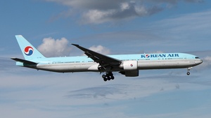 Photo of HL7782 - Boeing 777-3B5(ER) operated by Korean Air