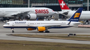 Photo of TF-FIV - Boeing 757-208 operated by Icelandair