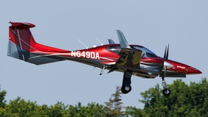 Photo of N649DA - Diamond DA42-VI Twin Star operated by Diamond Aircraft